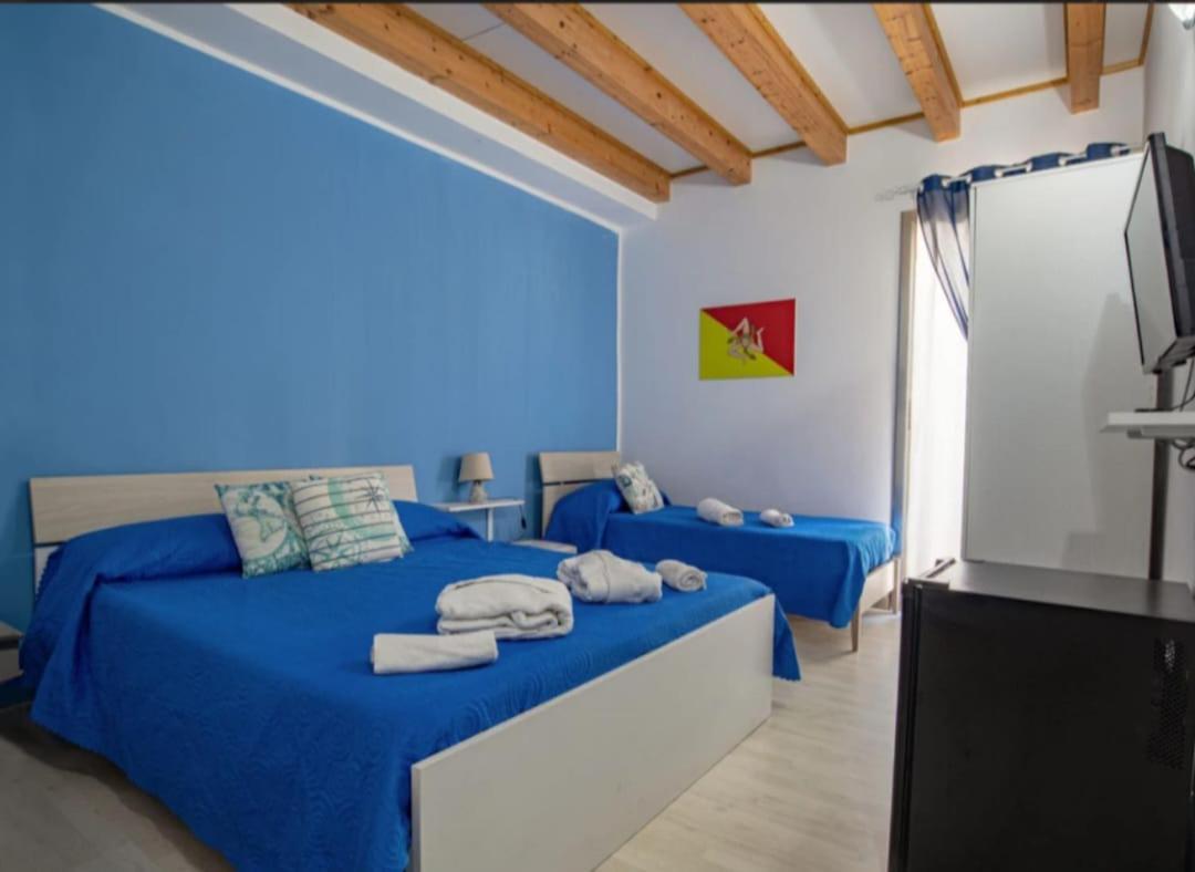 Gieffehouse Hotel Terrasini Kültér fotó